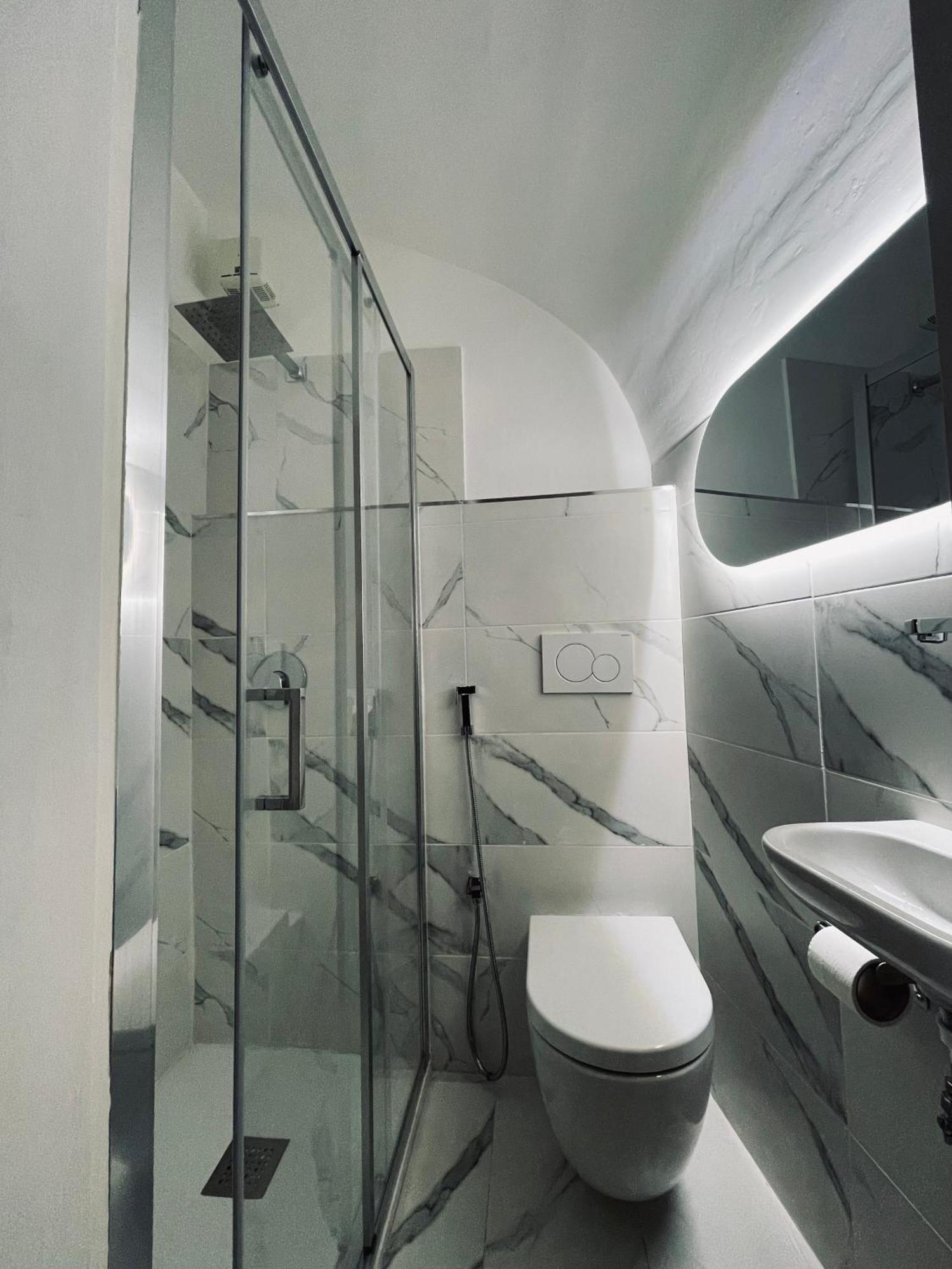 Il Serafino Holiday Suites Bari Exterior foto